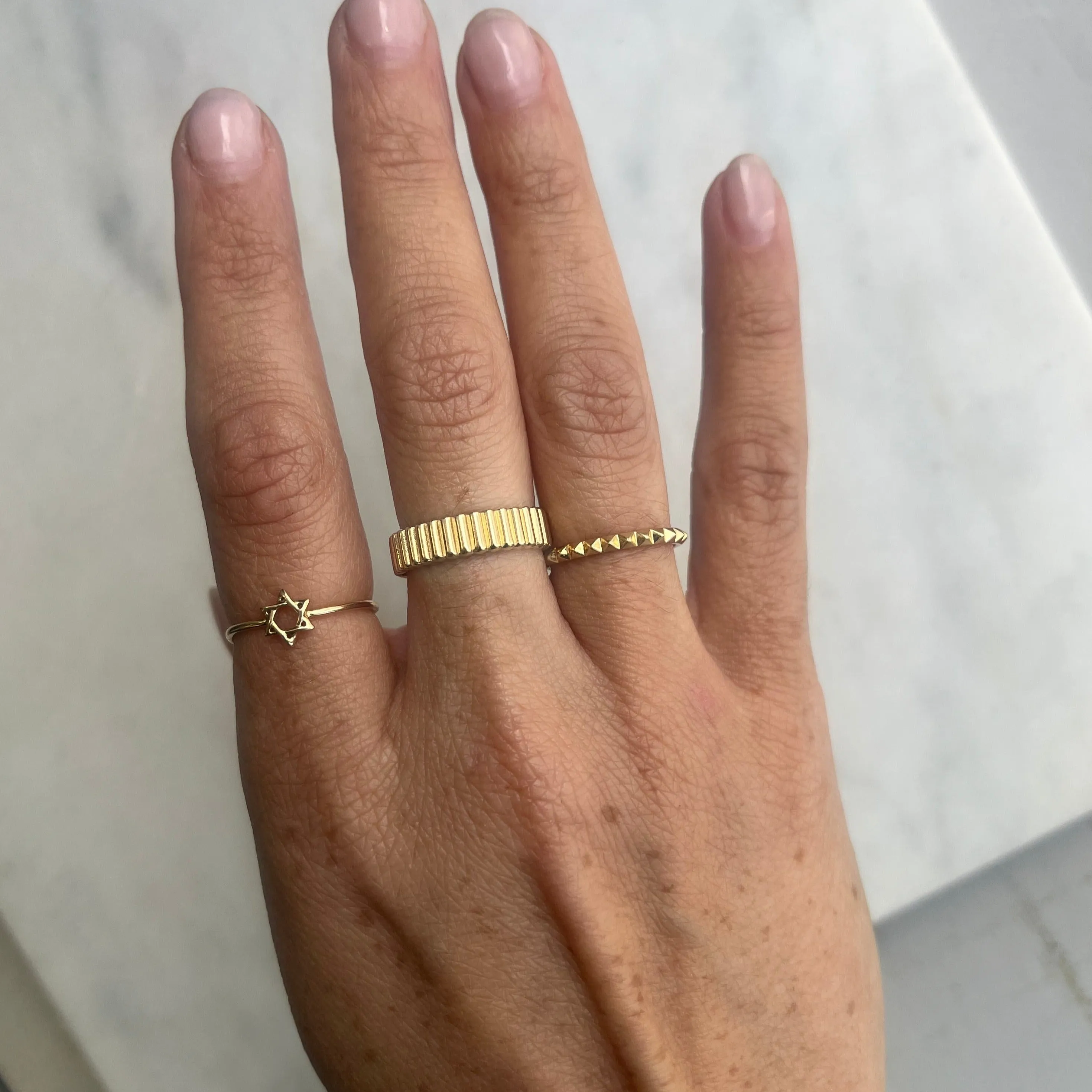 10K Gold Fluted Ring