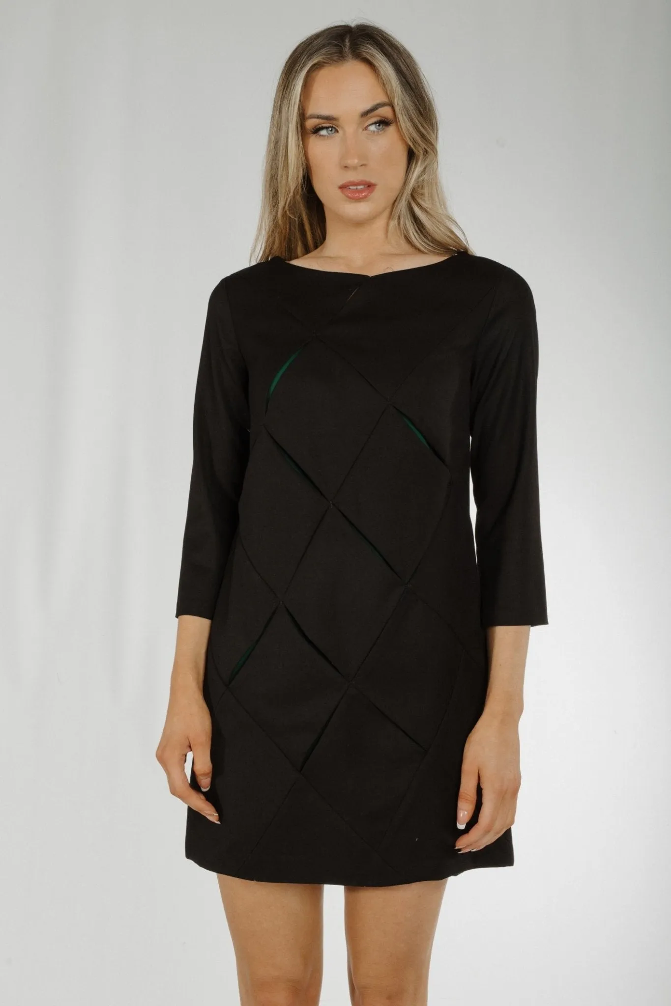 Alana Geometric Midi Dress In Black