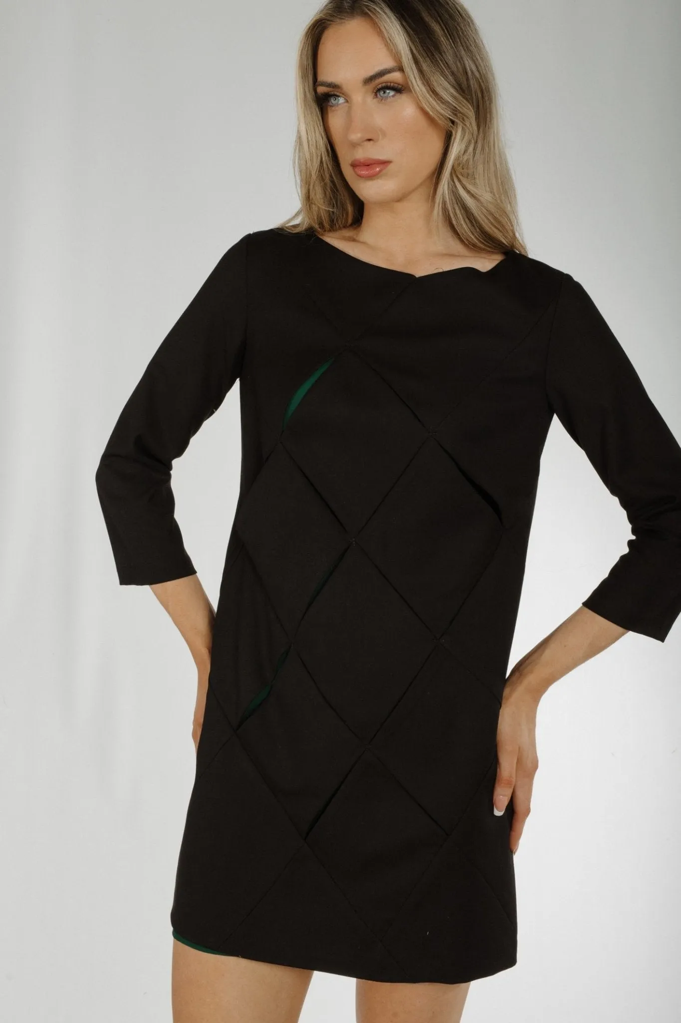 Alana Geometric Midi Dress In Black