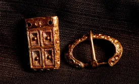 Buckle set with chip carved design - Y-48