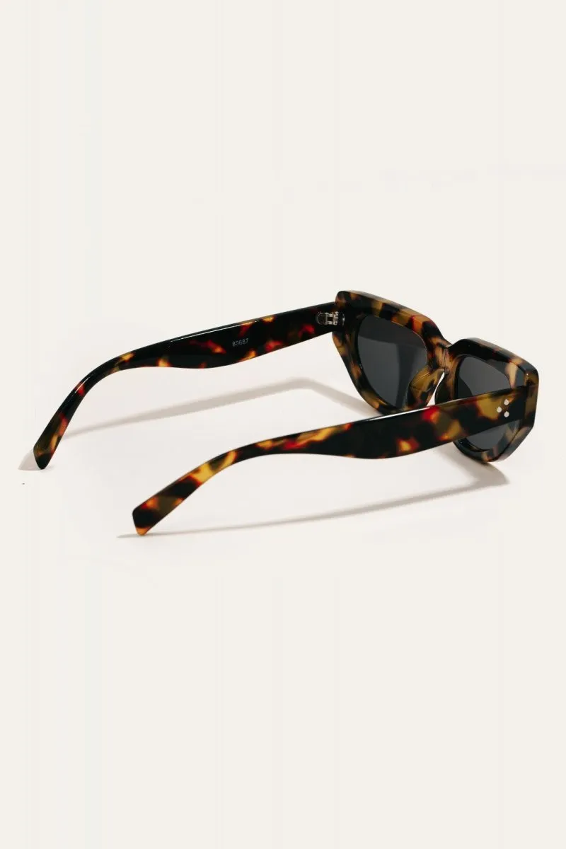 Cat Eye Frame Sunglasses