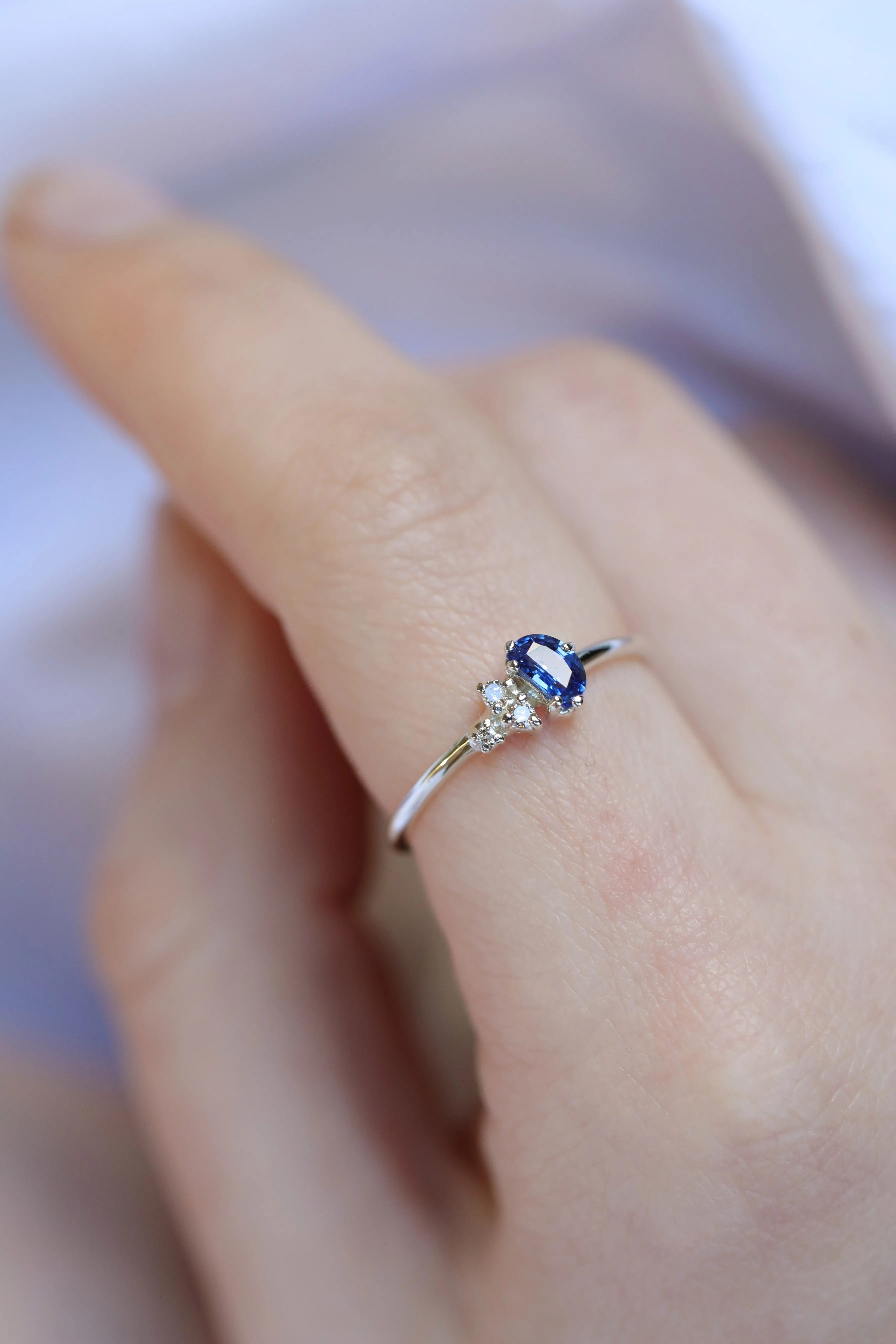 Crescent Moon | Sapphire