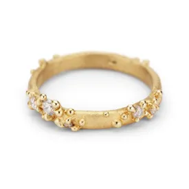 Half Round Band with Diamonds and Granules