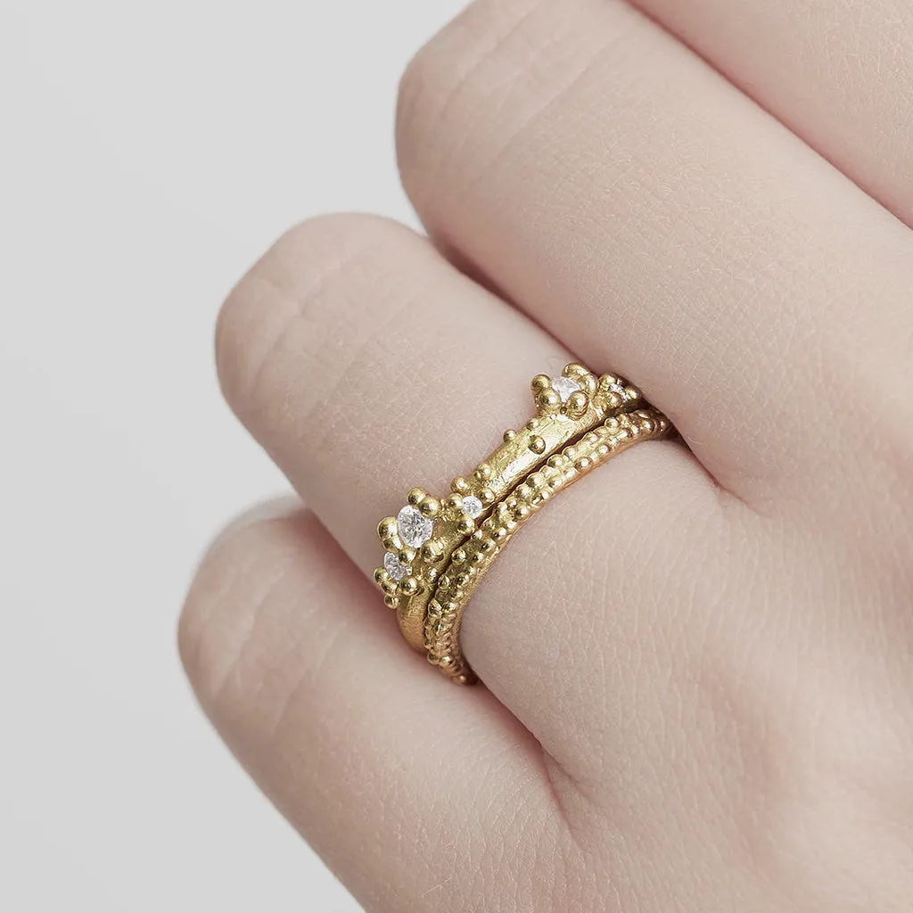 Half Round Band with Diamonds and Granules