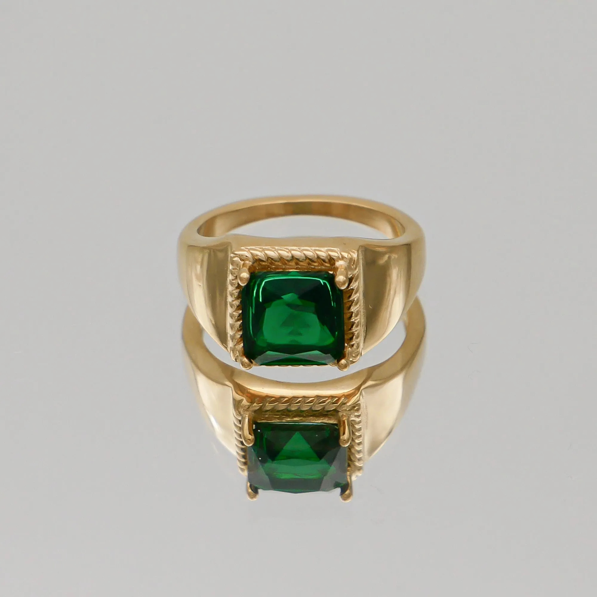 Hana Gemstone Signet Ring