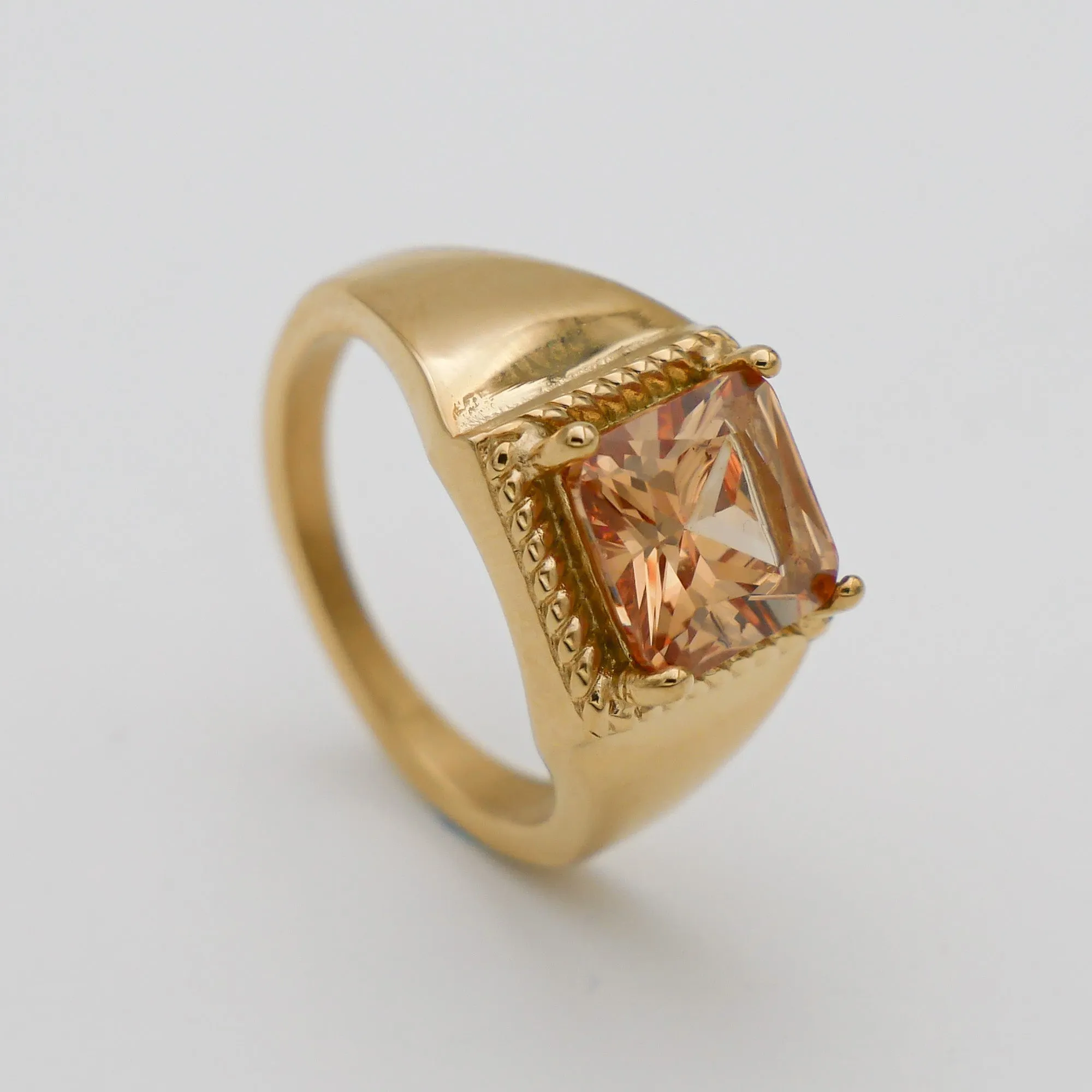 Hana Gemstone Signet Ring