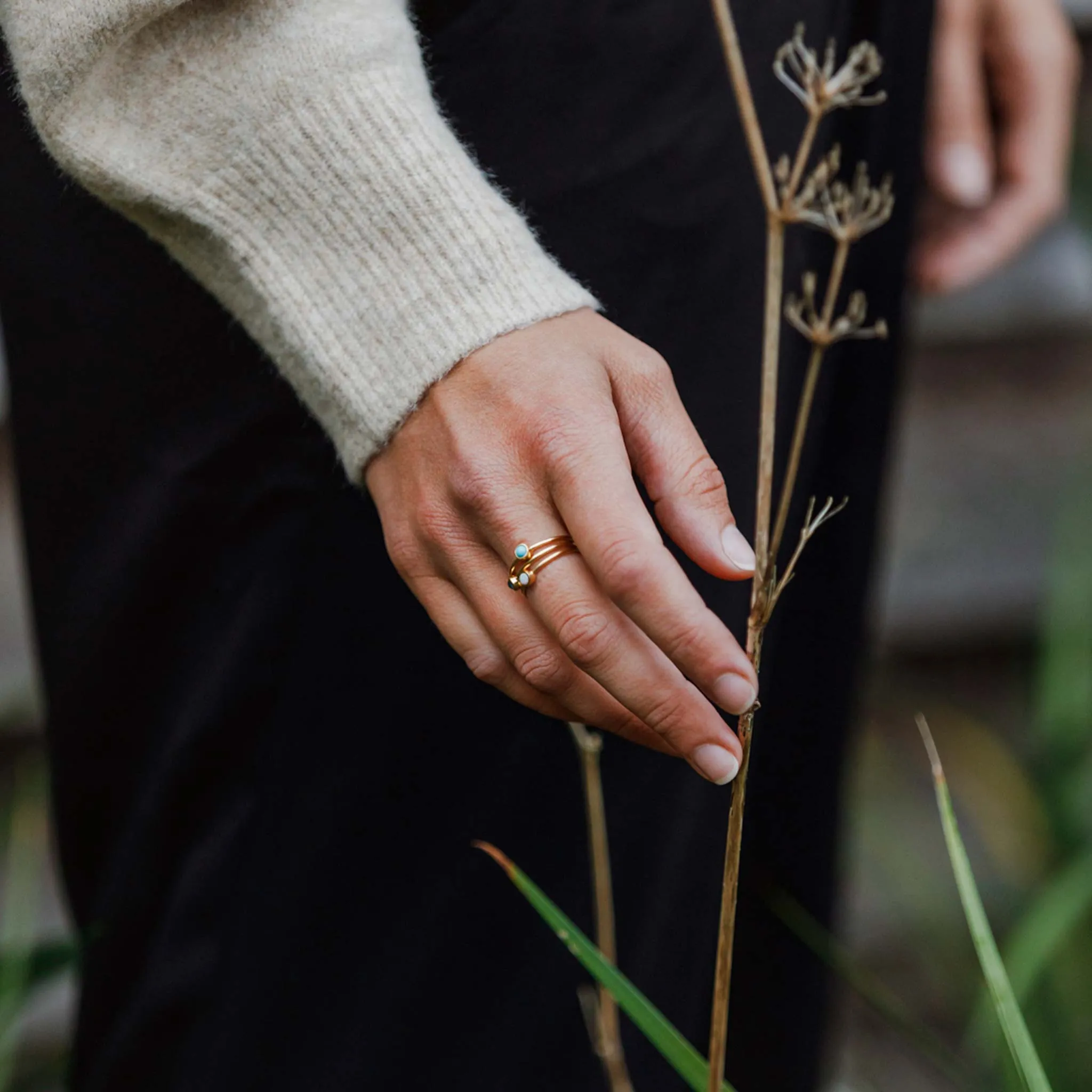 Opal Mano Ring