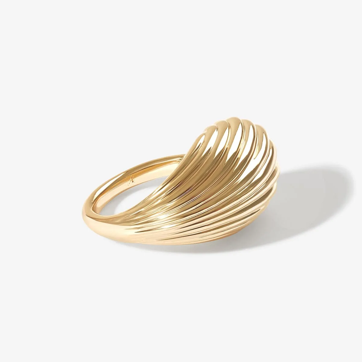 Rossi shell ring