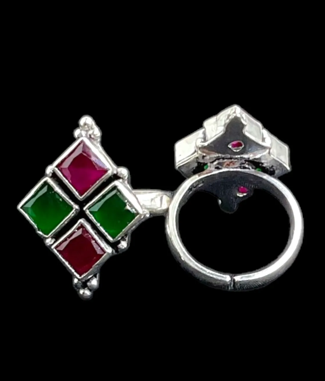 The Avaroha Silver Gemstone Toe-Rings