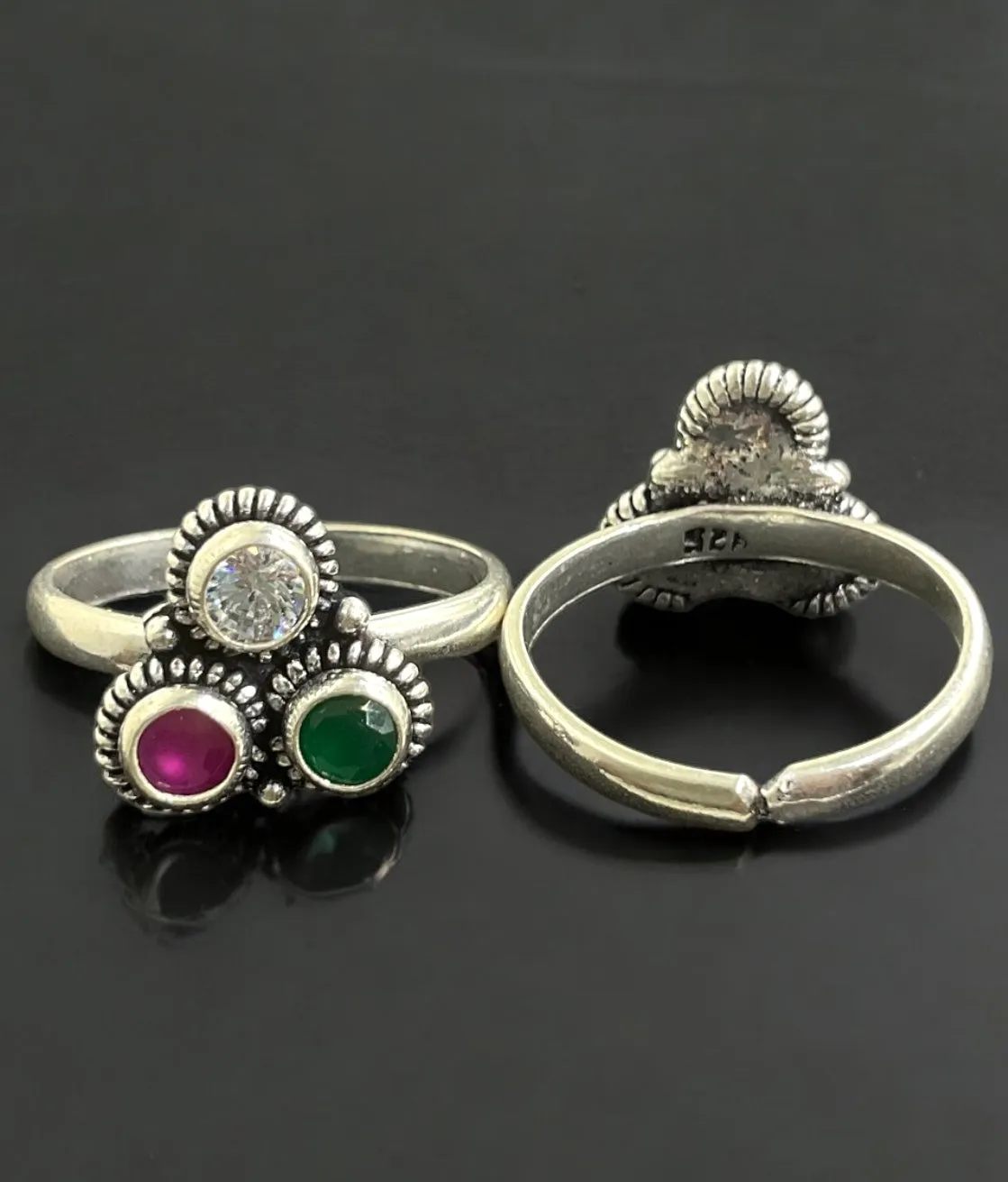 The Ayata Silver Gemstone Toe-Rings