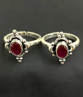 The Brinda Silver Gemstone Toe-Rings