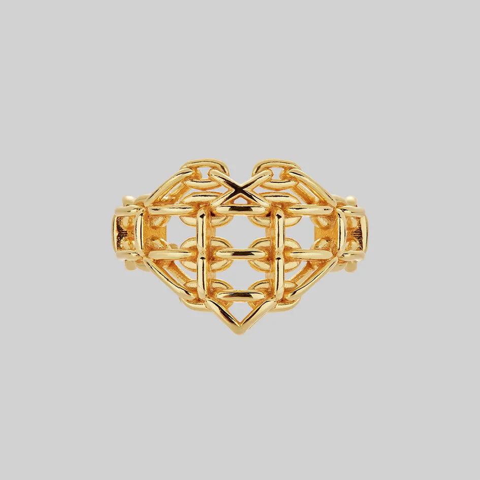 The Supreme Heart Chain Ring - Gold